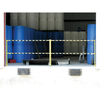 Barrière à bascule de sécurité, 10' lo x 42-5/8" ha, 159" Élevée, Jaune MN701 | King Materials Handling
